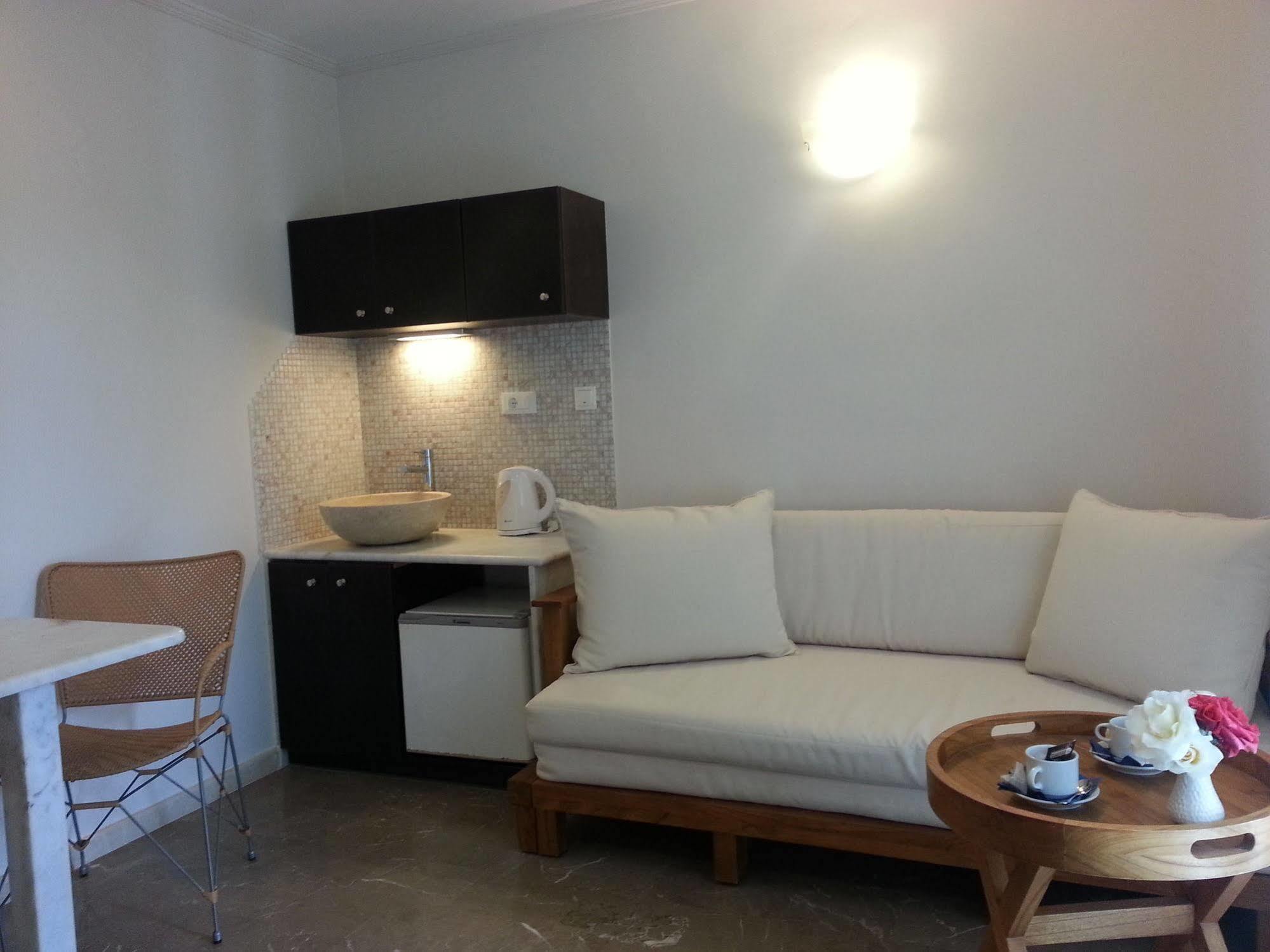 Ionian Princess Suites Hotel Αχαράβη Εξωτερικό φωτογραφία